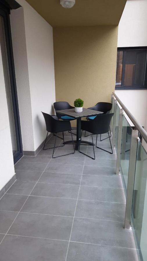 Bpr Space Grey Home With Balcony Budapest Exterior foto