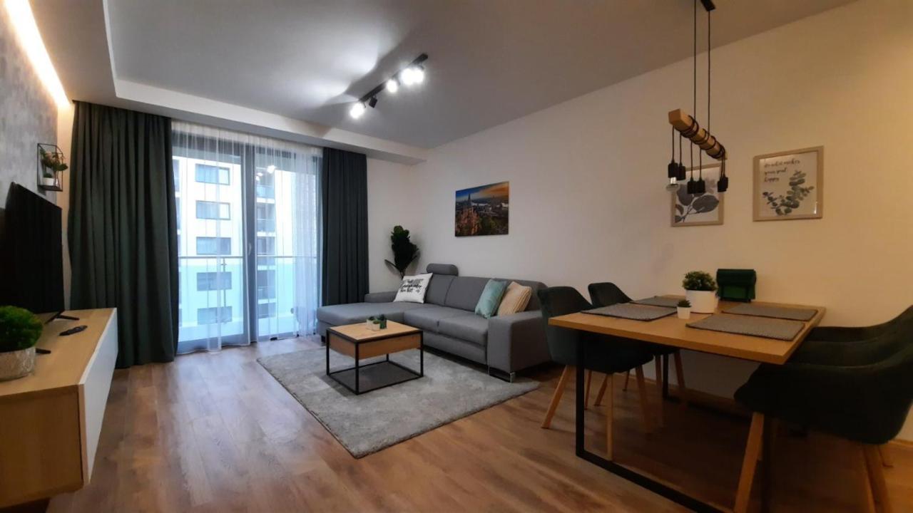 Bpr Space Grey Home With Balcony Budapest Exterior foto