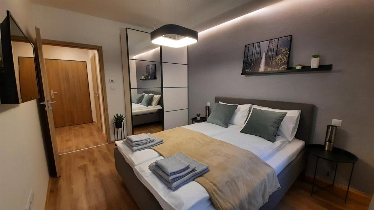 Bpr Space Grey Home With Balcony Budapest Exterior foto